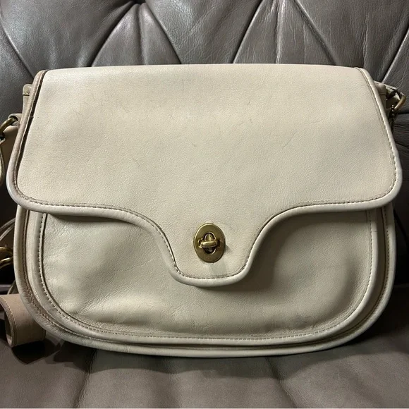 Vintage COACH Lenox Bone Crossbody / Shoulder Bag Made in US #9076 VTG Rare - Picture 3 of 17